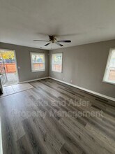 3246 SE 136th Ave in Portland, OR - Building Photo - Building Photo