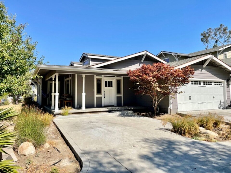 247 Foothill Blvd in San Luis Obispo, CA - Building Photo