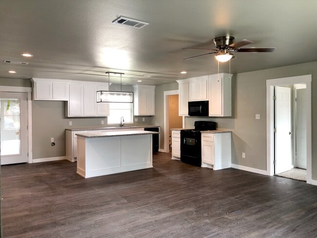 property at 815 Hickory St