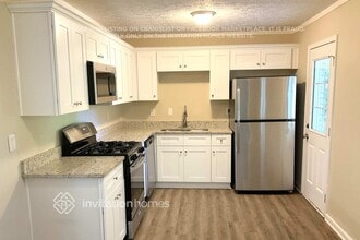 3077 Sasanqua Ln SW in Marietta, GA - Building Photo - Building Photo