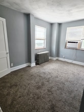 945 Dana Ave, Unit 33 in Cincinnati, OH - Building Photo - Building Photo