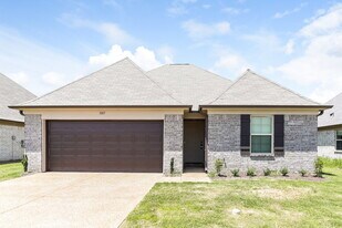 1087 Darren Cir E in Cordova, TN - Building Photo