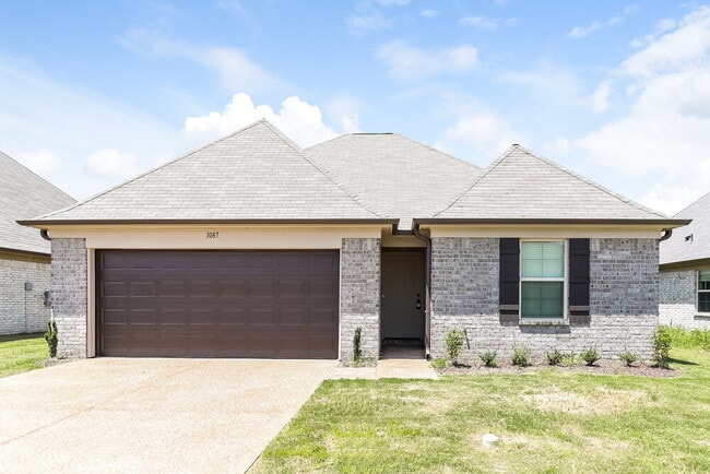 property at 1087 Darren Cir E