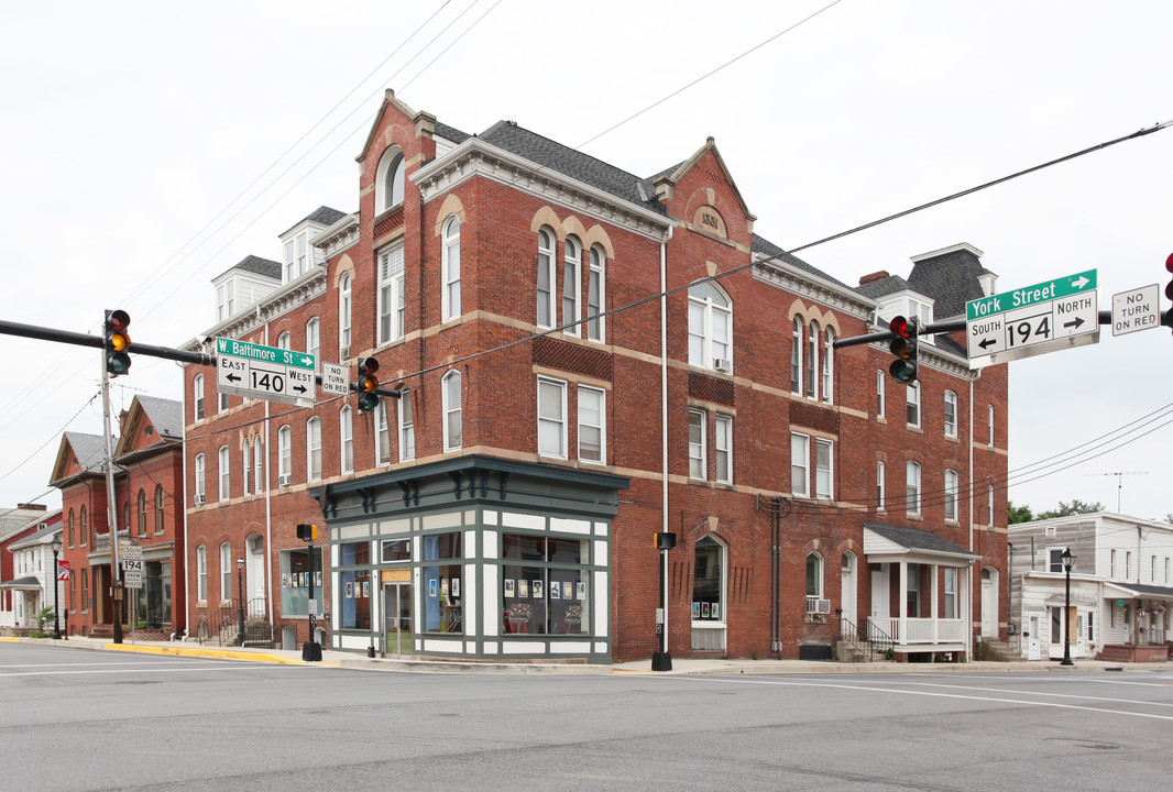 2 Frederick St in Taneytown, MD - Building Photo