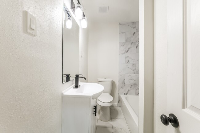 property at 502 N Jones St