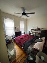 641 W Roscoe St in Chicago, IL - Building Photo - Building Photo