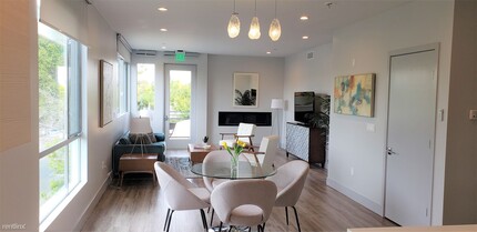 11048 W Olympic Blvd in Los Angeles, CA - Building Photo - Building Photo