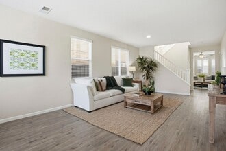 5421 Shennecock Way in Sacramento, CA - Building Photo - Building Photo