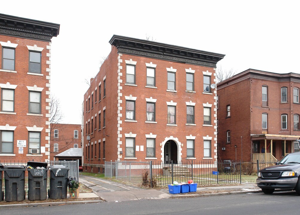 162 Homestead Ave in Hartford, CT - Building Photo