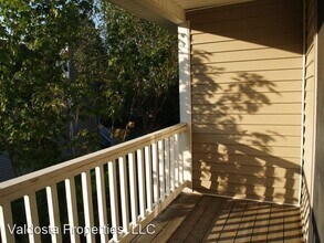 1921 Gornto Rd in Valdosta, GA - Building Photo - Building Photo