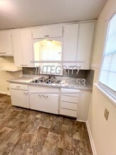 1628 E McDaniel St in Springfield, MO - Building Photo - Building Photo
