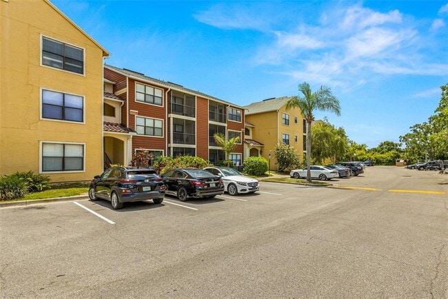 11901 4th St N in St. Petersburg, FL - Foto de edificio - Building Photo