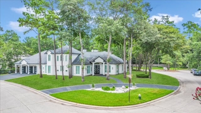 property at 35 Summerwalk Pl