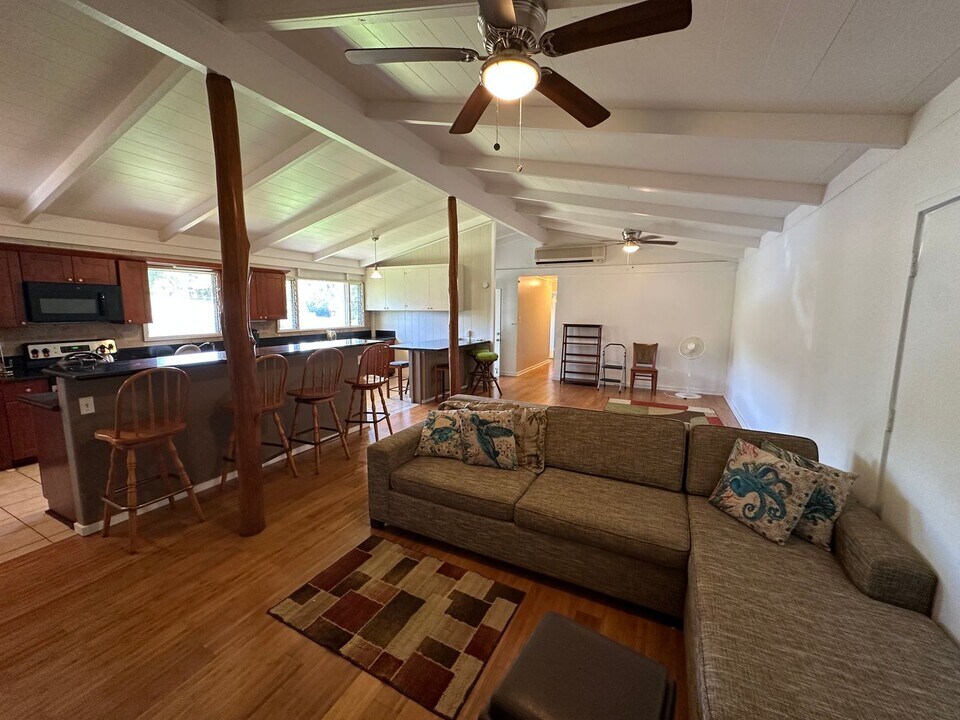 264 Elilani St in Makawao, HI - Building Photo