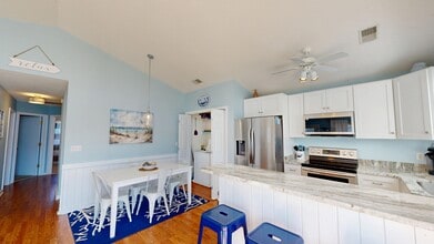 304 Fil Ln in Kill Devil Hills, NC - Building Photo - Building Photo