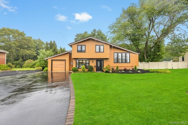 532 Ocean Ave in Oakdale, NY - Building Photo - Building Photo