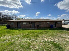 505 Sunset Ln, Unit Apt. B in Copperas Cove, TX - Building Photo