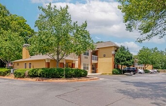 Furnished Studio-Atlanta - Cumberland Mall in Smyrna, GA - Foto de edificio - Building Photo