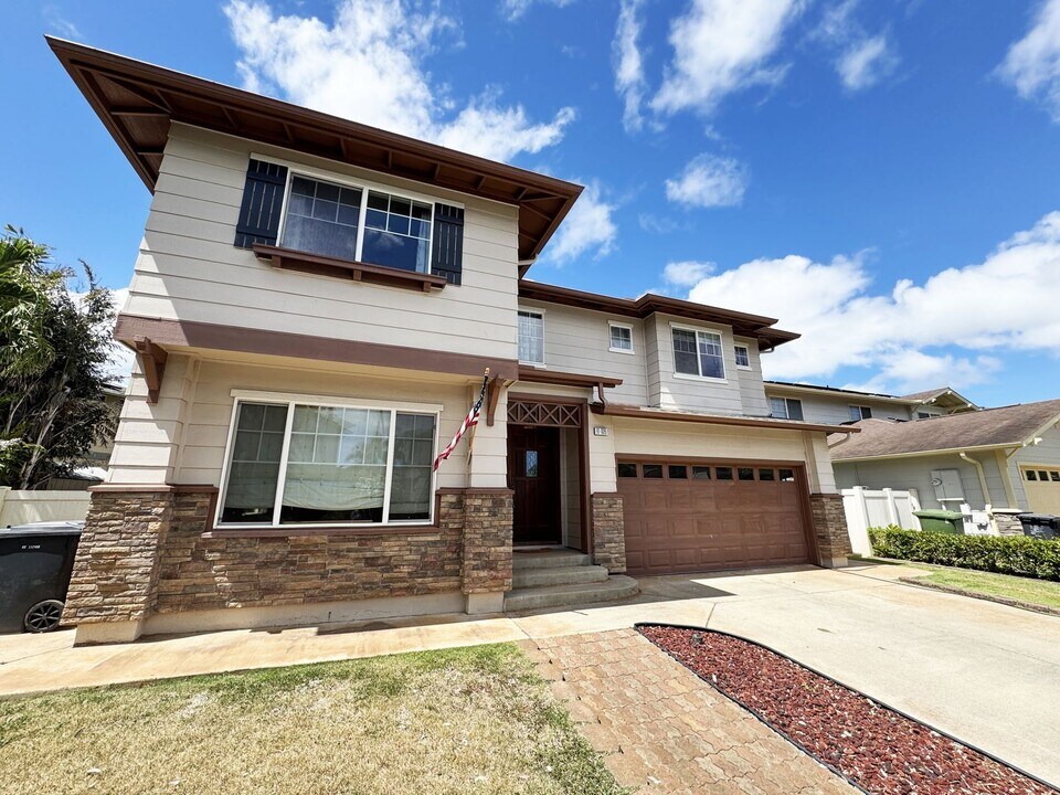 91-1015-1015 Ho'Omana'O St in Ewa Beach, HI - Building Photo
