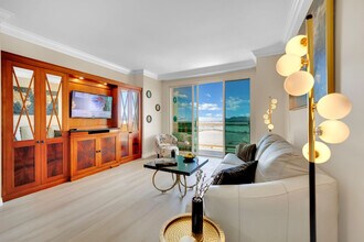 145 E Harmon Ave in Las Vegas, NV - Building Photo - Building Photo