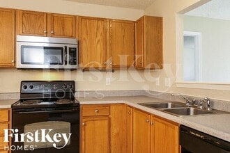 15466 Dusty Trail in Noblesville, IN - Foto de edificio - Building Photo