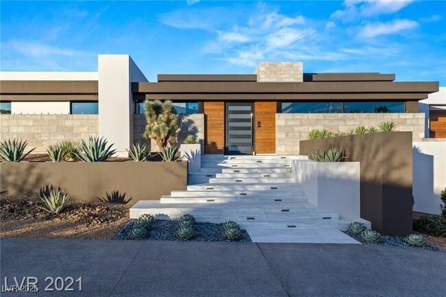 property at 4 Soaring Bird Ct