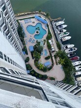 3530 Mystic Pointe Dr in Aventura, FL - Building Photo - Building Photo