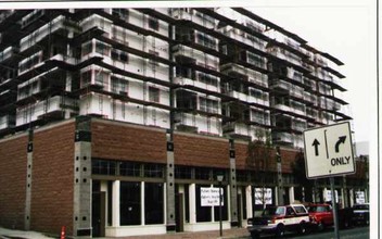 The McKee Condominium in Bellevue, WA - Building Photo - Building Photo