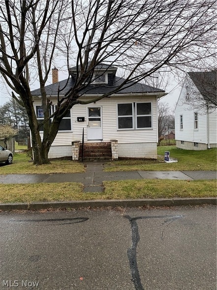 property at 38 John St