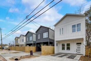 1213 Dewalt St in Houston, TX - Building Photo