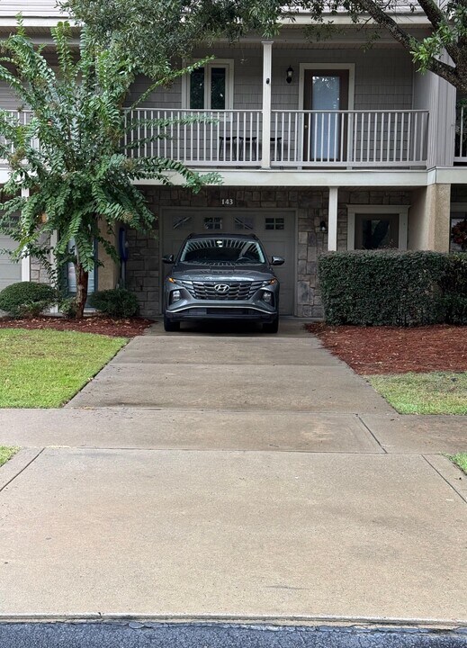 143 Ceasar Pl in Hilton Head Island, SC - Building Photo