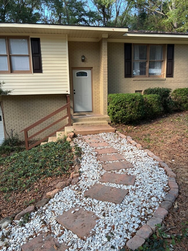 property at 410 Etowah Ave