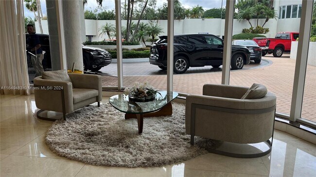 18671 Collins Ave, Unit 804 in Sunny Isles Beach, FL - Foto de edificio - Building Photo
