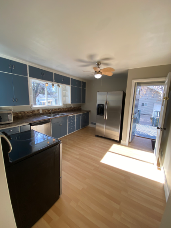 property at 813 1st Ave NE
