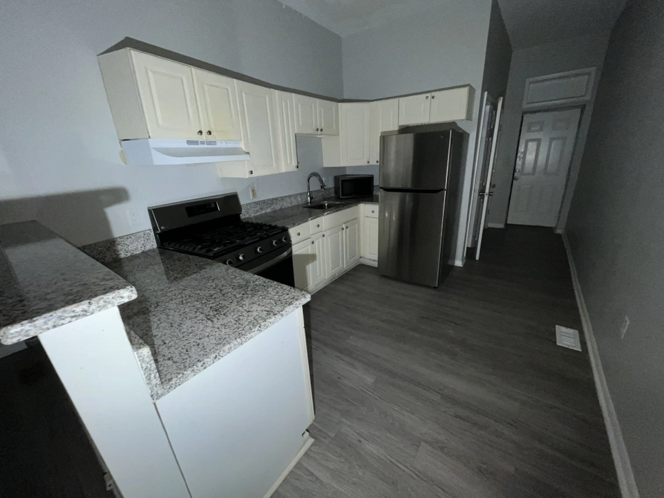 2300 McCulloh St in Baltimore, MD - Building Photo