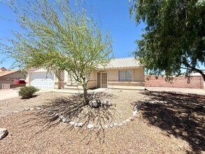 2083 Drover Dr in Fort Mohave, AZ - Building Photo - Building Photo