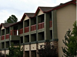 Clear Creek Village in Flagstaff, AZ - Building Photo - Building Photo