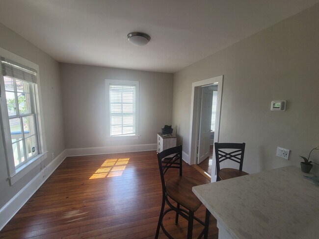 1006 Sealy Ave in Galveston, TX - Building Photo - Building Photo