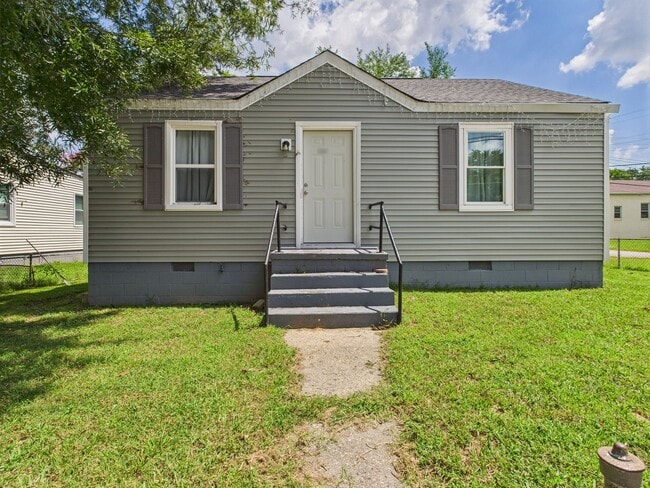 131 Slagle Ave