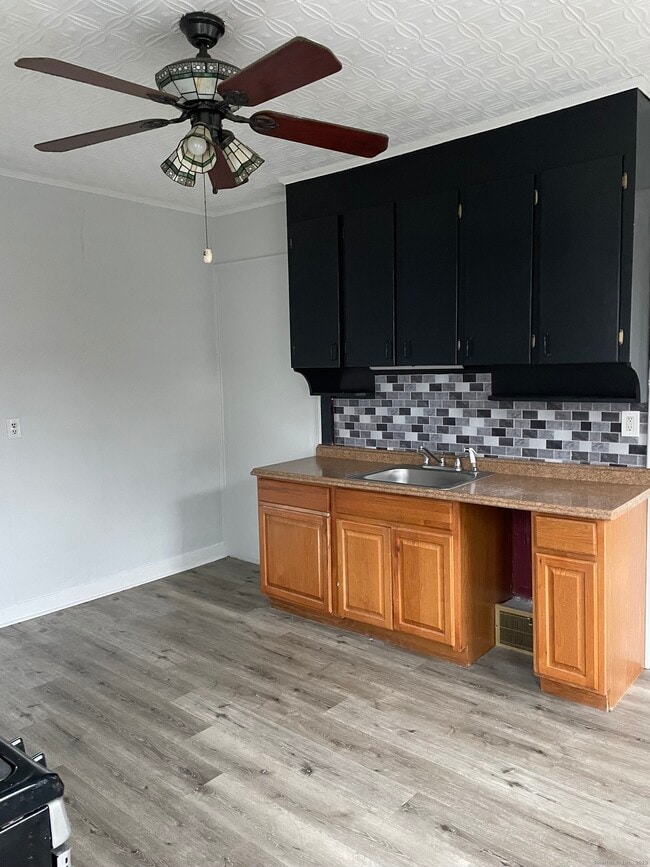 38 Myrtle Ave in Waterbury, CT - Building Photo - Building Photo