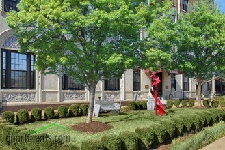 The Saum & Hutcheson Arms in St. Louis, MO - Foto de edificio - Building Photo