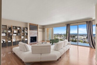 2910 S Peck Ave, Unit 11 in San Pedro, CA - Foto de edificio - Building Photo