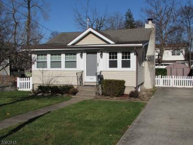 property at 164 Hiawatha Blvd