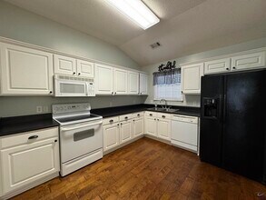 207 S Houston Springs Blvd in Perry, GA - Building Photo - Building Photo