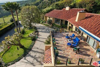 4244 Avenida De La Encinal in Malibu, CA - Building Photo - Building Photo