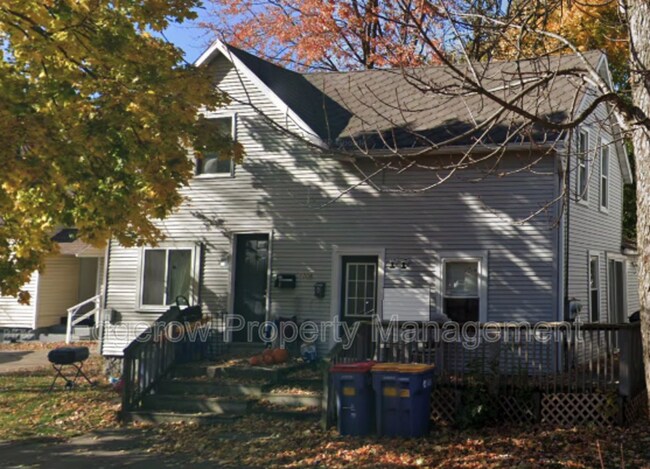 1009 Quarry Ave NW in Grand Rapids, MI - Building Photo - Building Photo