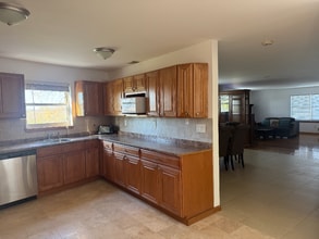 147 Liberty Ave in Jersey City, NJ - Building Photo - Building Photo