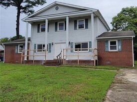 1408 Quiet Ct in Portsmouth, VA - Building Photo