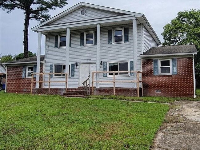 property at 1408 Quiet Ct