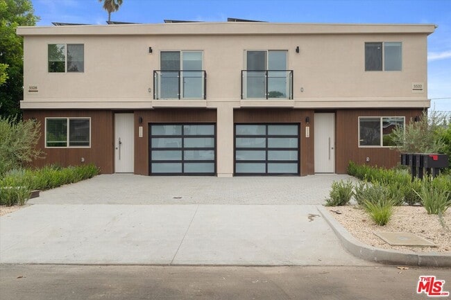 5530 1/2 Sunnyslope Ave in Los Angeles, CA - Building Photo - Building Photo